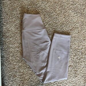 Lululemon Wunder Under 23” Crop Leggings